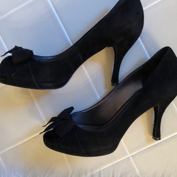 Via Spiga Black suede heels with bows - Picture 2 of 3